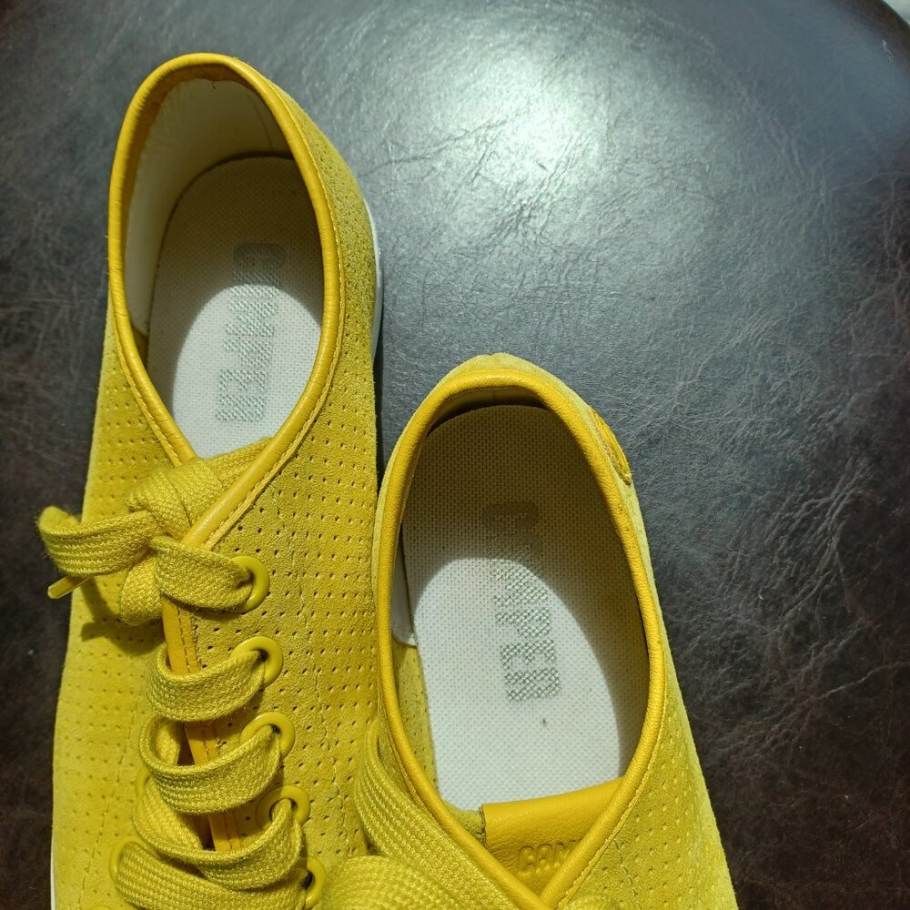 Camper Sneakers Size 40 *Like New - Picture 2 of 3